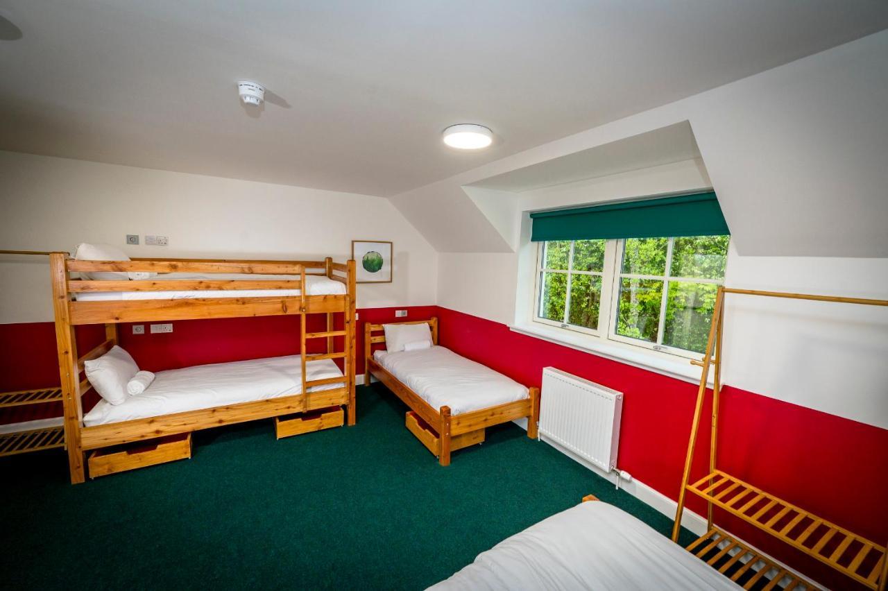 Loch Ness Bunk Inn Драмнадрокіт Екстер'єр фото