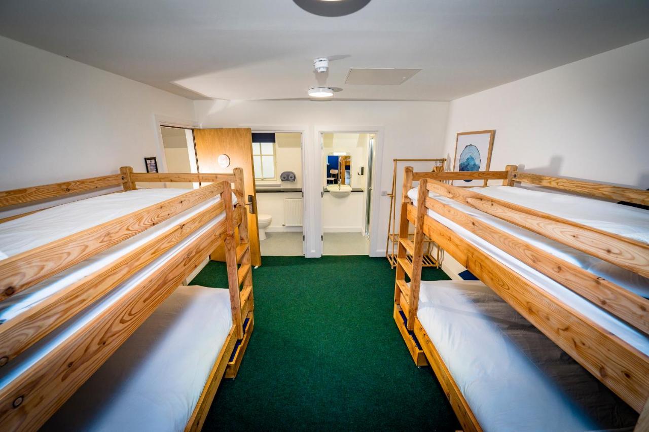 Loch Ness Bunk Inn Драмнадрокіт Екстер'єр фото