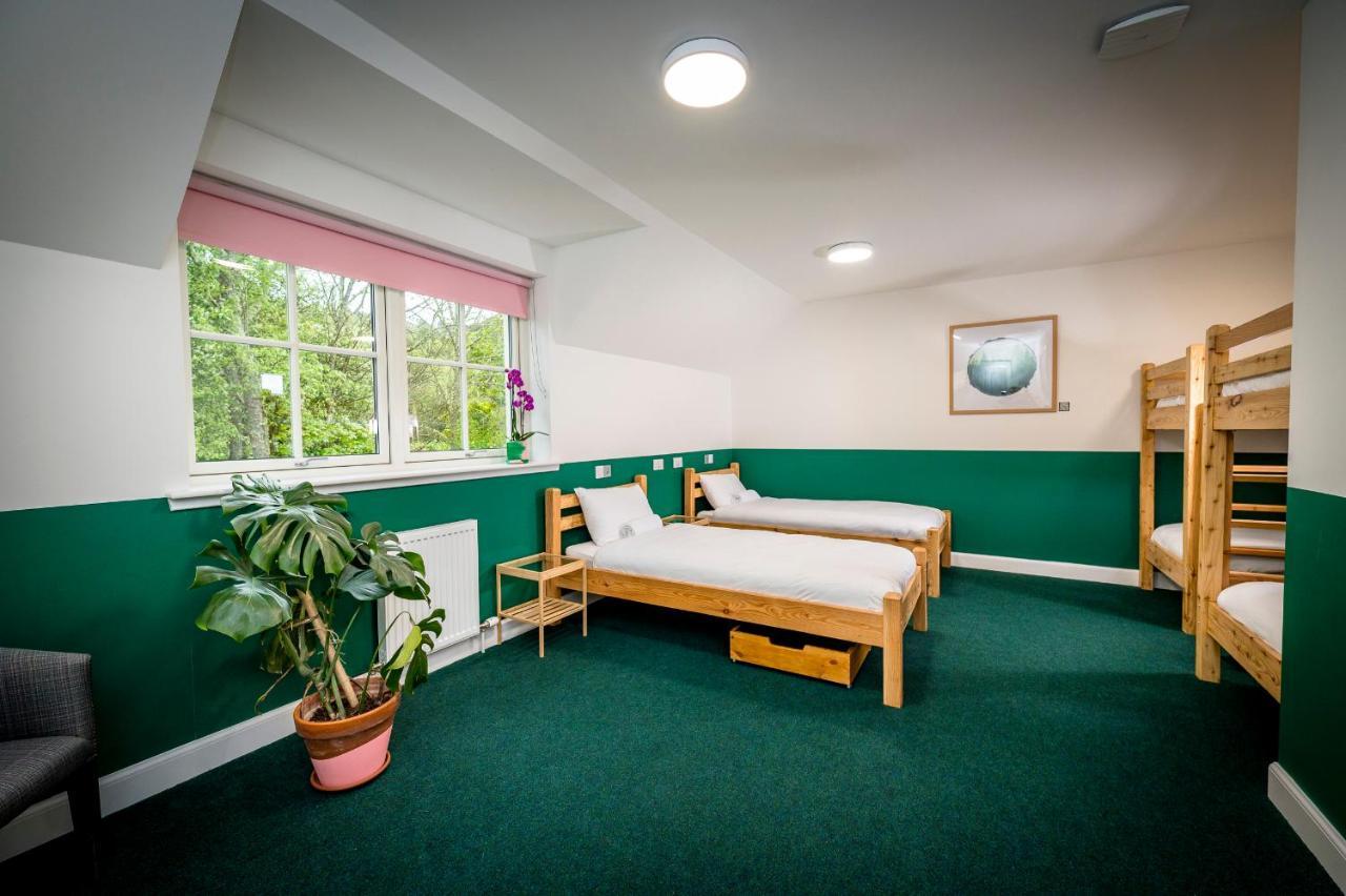 Loch Ness Bunk Inn Драмнадрокіт Екстер'єр фото